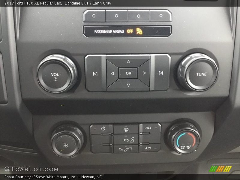 Lightning Blue / Earth Gray 2017 Ford F150 XL Regular Cab