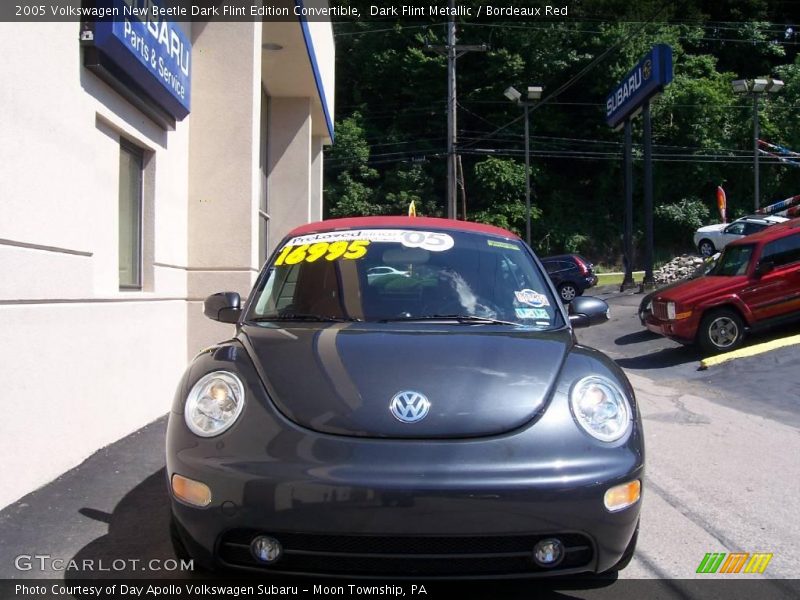 Dark Flint Metallic / Bordeaux Red 2005 Volkswagen New Beetle Dark Flint Edition Convertible