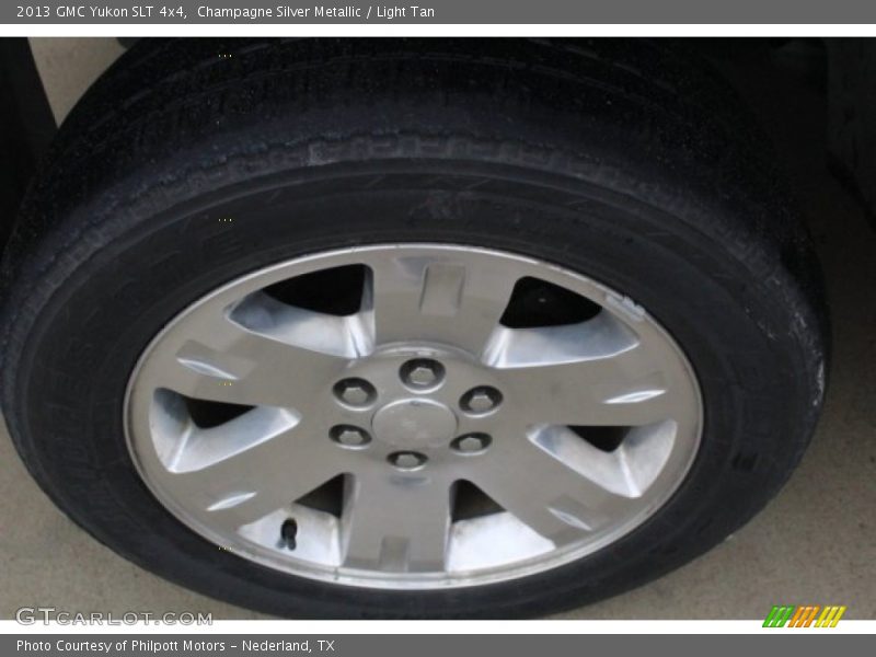 Champagne Silver Metallic / Light Tan 2013 GMC Yukon SLT 4x4