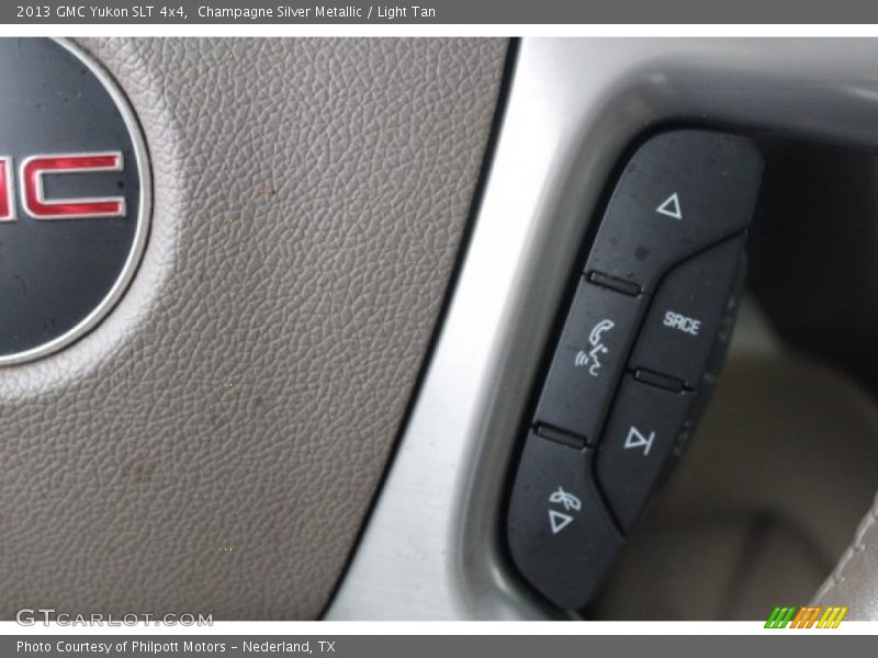 Champagne Silver Metallic / Light Tan 2013 GMC Yukon SLT 4x4