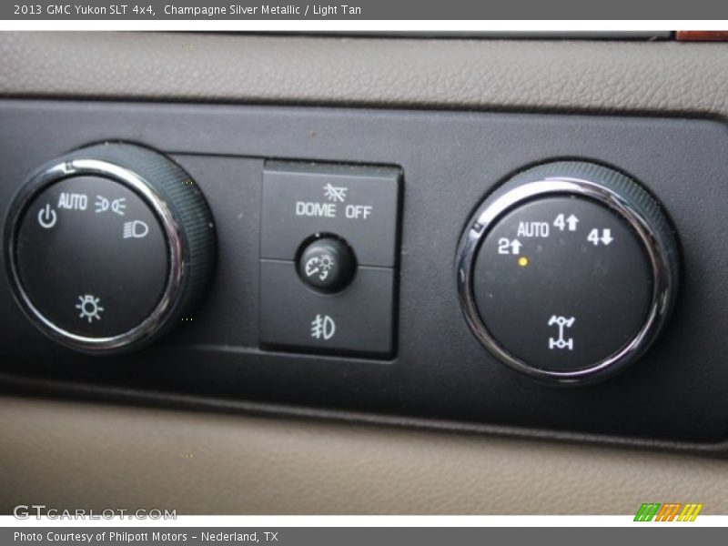 Champagne Silver Metallic / Light Tan 2013 GMC Yukon SLT 4x4