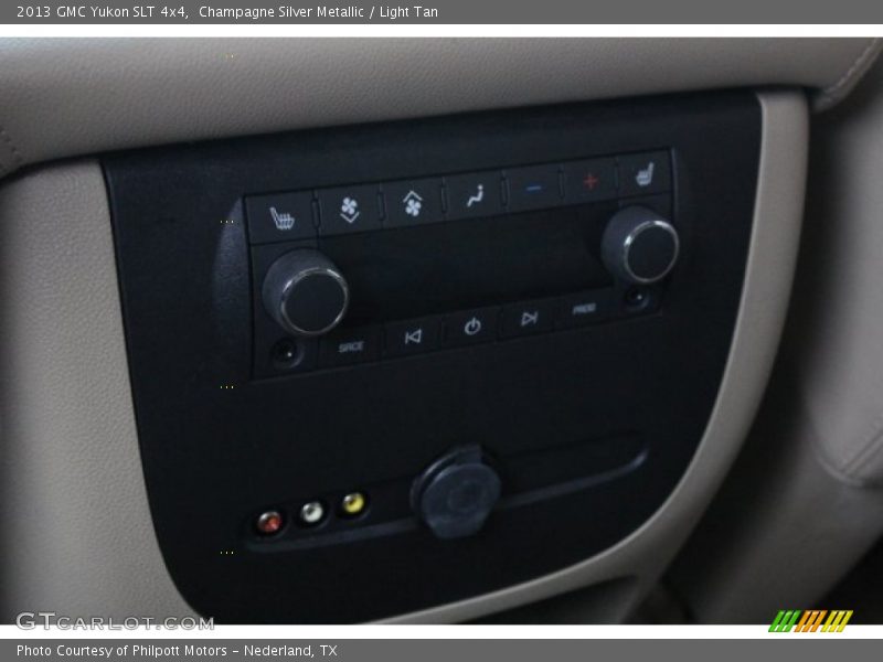 Champagne Silver Metallic / Light Tan 2013 GMC Yukon SLT 4x4