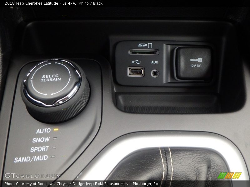 Rhino / Black 2018 Jeep Cherokee Latitude Plus 4x4