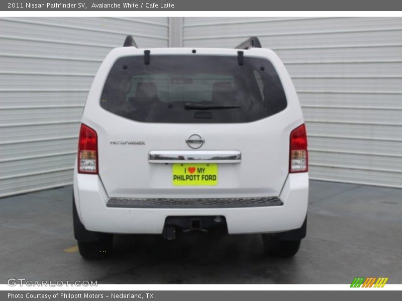 Avalanche White / Cafe Latte 2011 Nissan Pathfinder SV