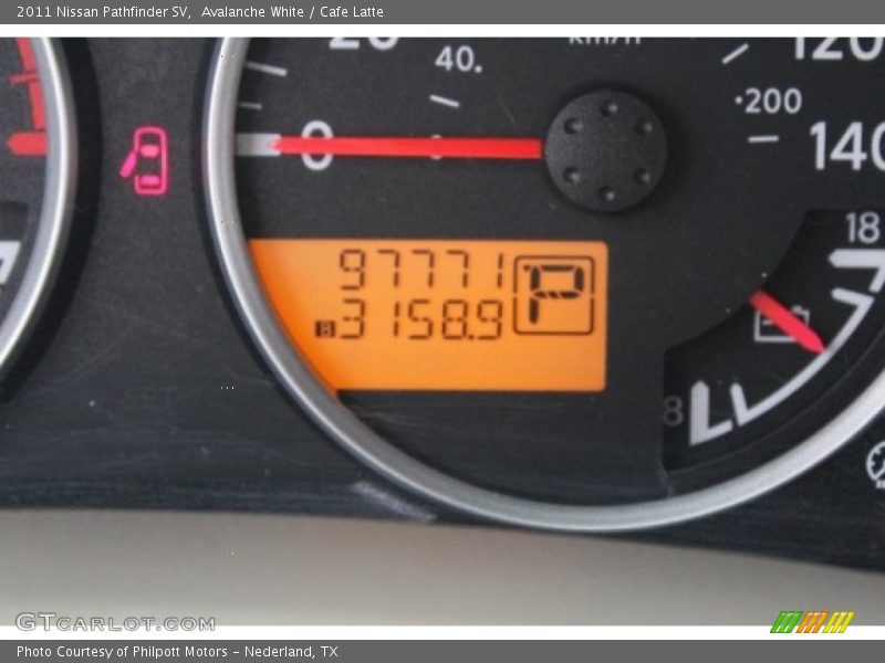 Avalanche White / Cafe Latte 2011 Nissan Pathfinder SV