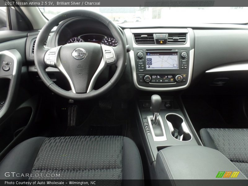 Brilliant Silver / Charcoal 2017 Nissan Altima 2.5 SV