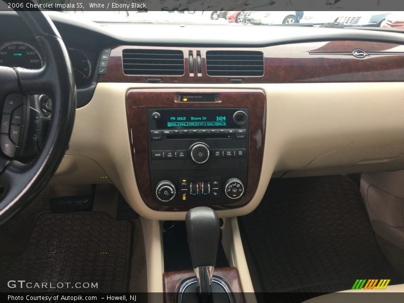 White / Ebony Black 2006 Chevrolet Impala SS