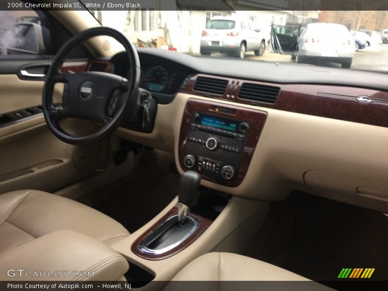 White / Ebony Black 2006 Chevrolet Impala SS
