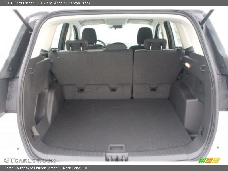 Oxford White / Charcoal Black 2018 Ford Escape S