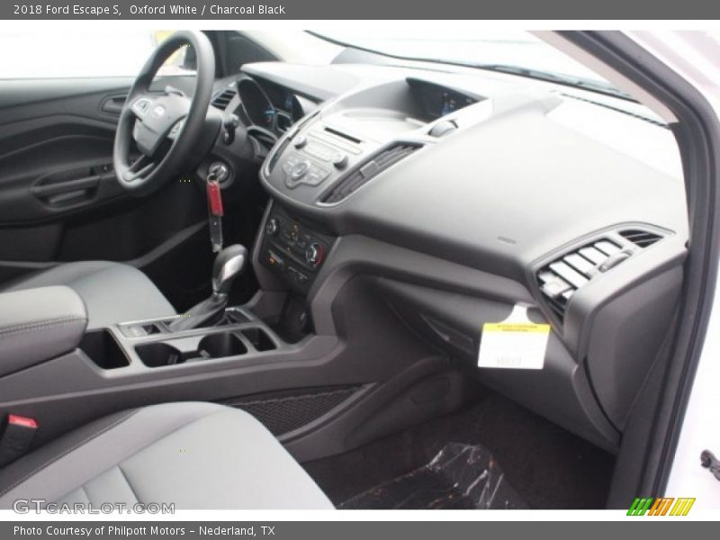 Oxford White / Charcoal Black 2018 Ford Escape S