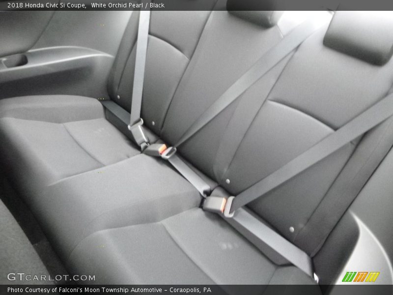 Rear Seat of 2018 Civic Si Coupe