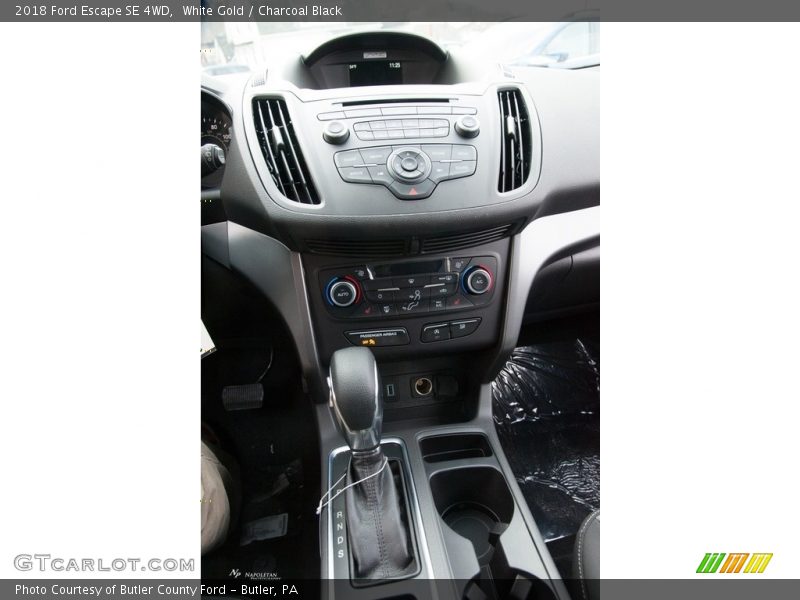 White Gold / Charcoal Black 2018 Ford Escape SE 4WD