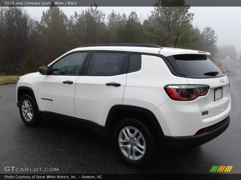 White / Black 2018 Jeep Compass Sport