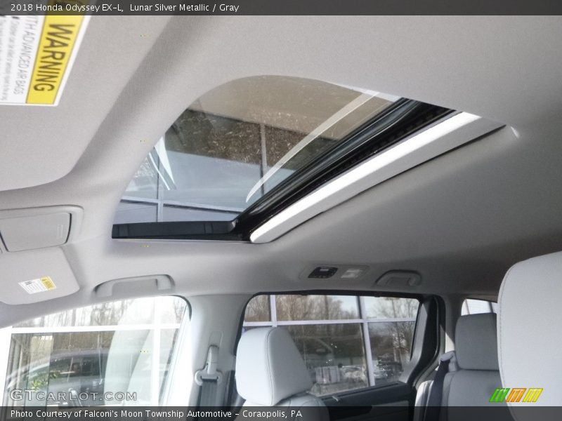 Lunar Silver Metallic / Gray 2018 Honda Odyssey EX-L