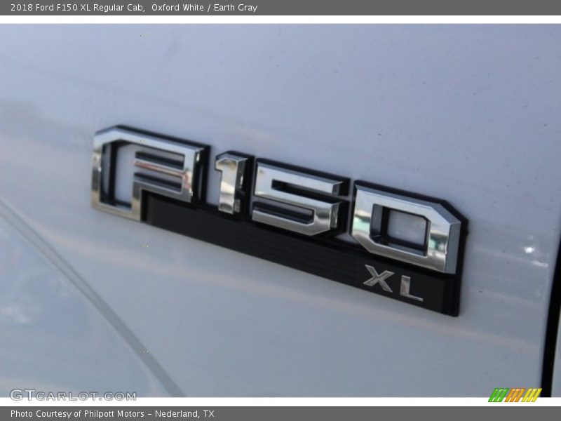 Oxford White / Earth Gray 2018 Ford F150 XL Regular Cab