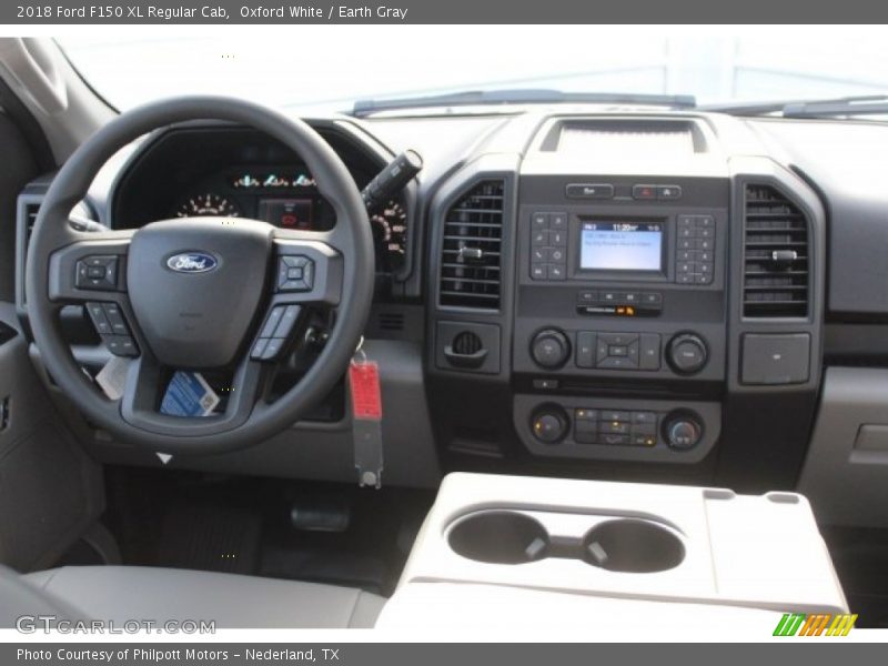 Oxford White / Earth Gray 2018 Ford F150 XL Regular Cab