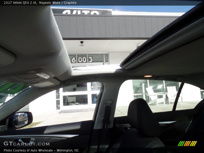 Majestic White / Graphite 2017 Infiniti Q50 2.0t