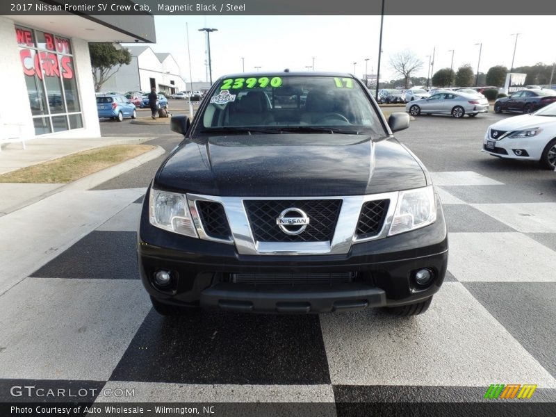 Magnetic Black / Steel 2017 Nissan Frontier SV Crew Cab