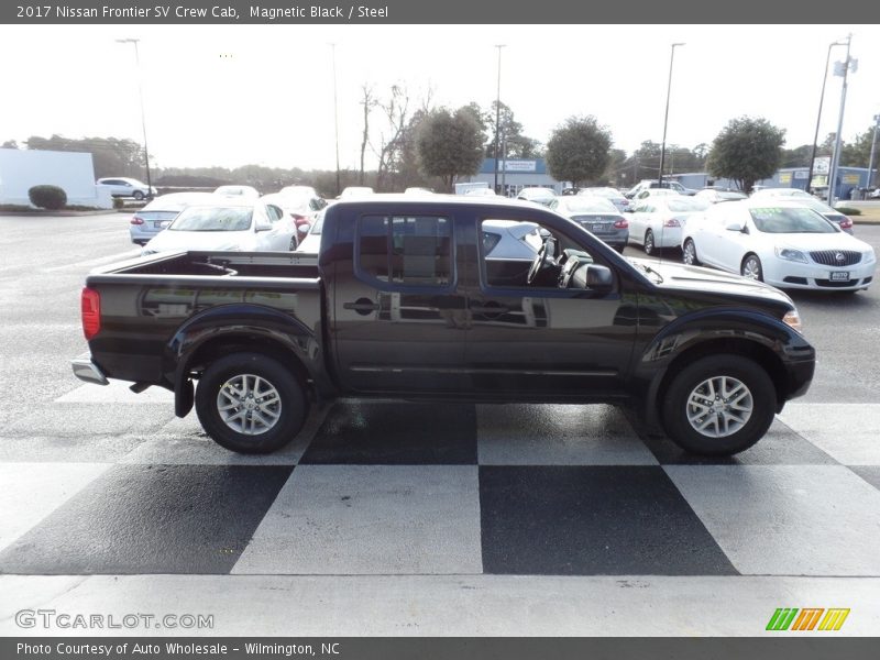 Magnetic Black / Steel 2017 Nissan Frontier SV Crew Cab