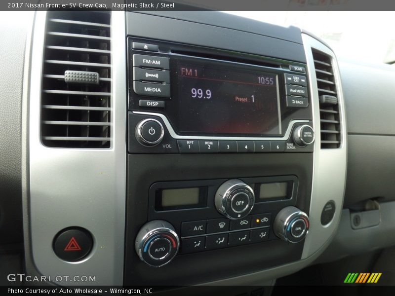 Magnetic Black / Steel 2017 Nissan Frontier SV Crew Cab