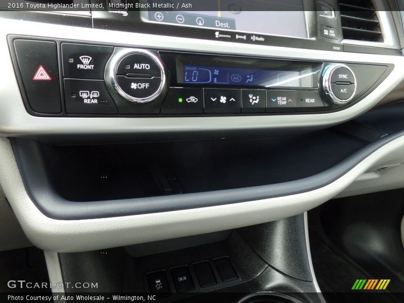 Midnight Black Metallic / Ash 2016 Toyota Highlander Limited