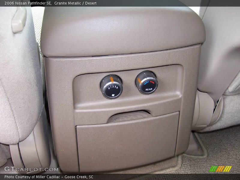 Granite Metallic / Desert 2006 Nissan Pathfinder SE