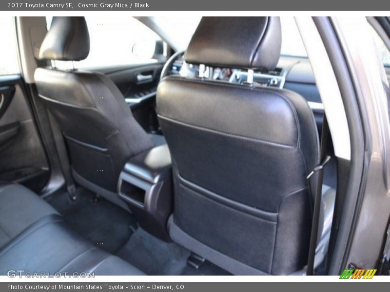 Cosmic Gray Mica / Black 2017 Toyota Camry SE