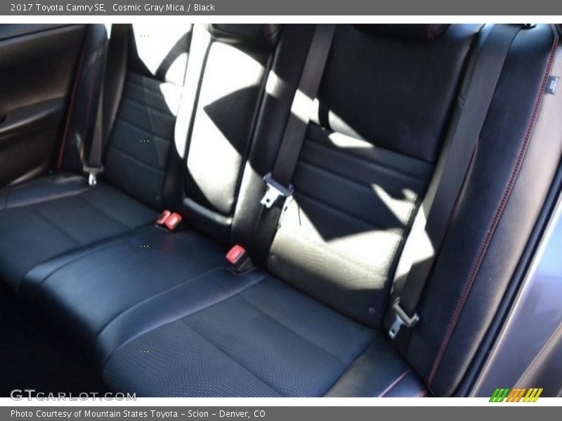 Cosmic Gray Mica / Black 2017 Toyota Camry SE