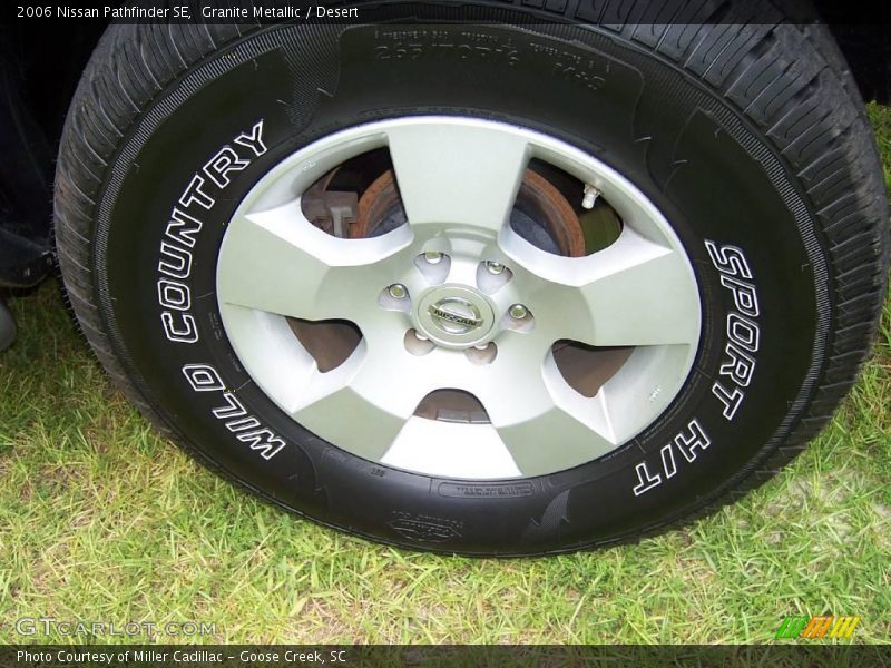 Granite Metallic / Desert 2006 Nissan Pathfinder SE