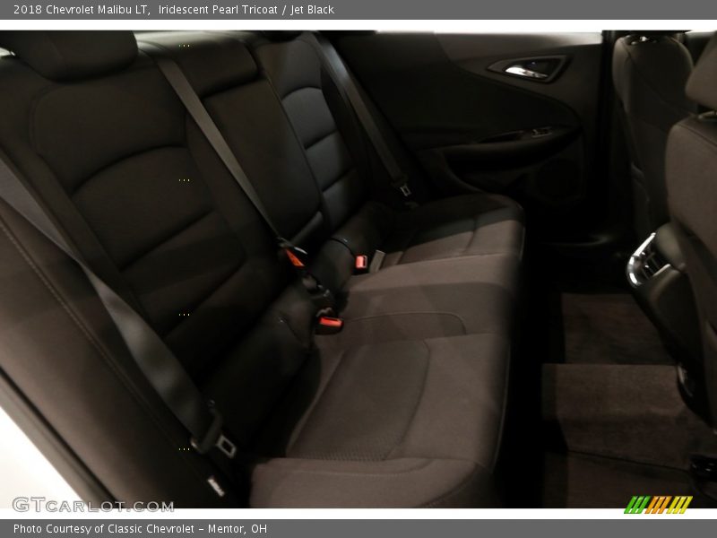 Iridescent Pearl Tricoat / Jet Black 2018 Chevrolet Malibu LT