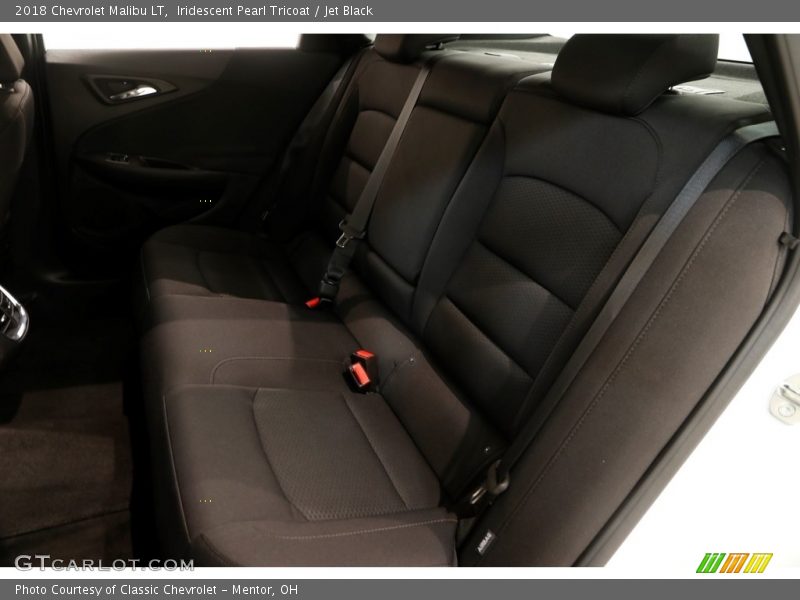 Iridescent Pearl Tricoat / Jet Black 2018 Chevrolet Malibu LT