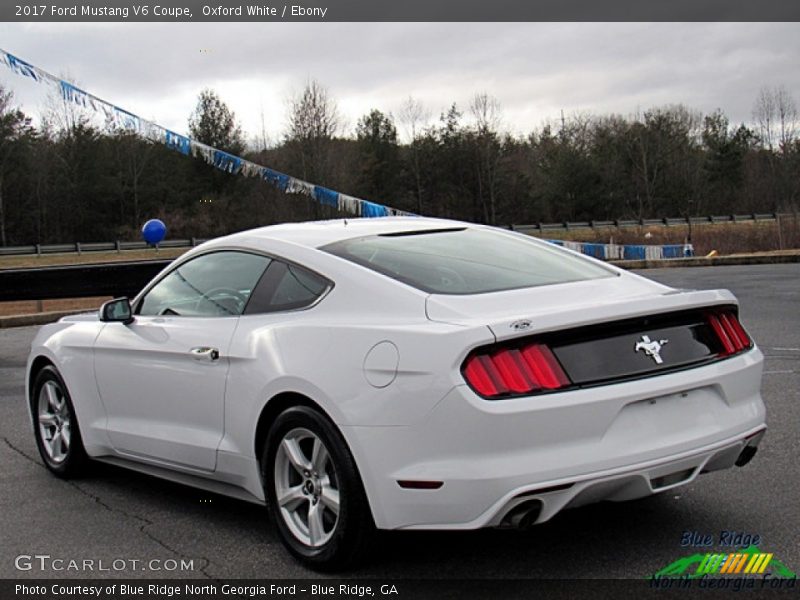 Oxford White / Ebony 2017 Ford Mustang V6 Coupe