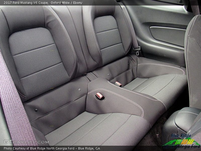 Oxford White / Ebony 2017 Ford Mustang V6 Coupe