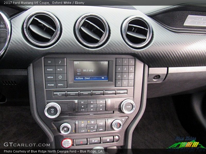 Oxford White / Ebony 2017 Ford Mustang V6 Coupe