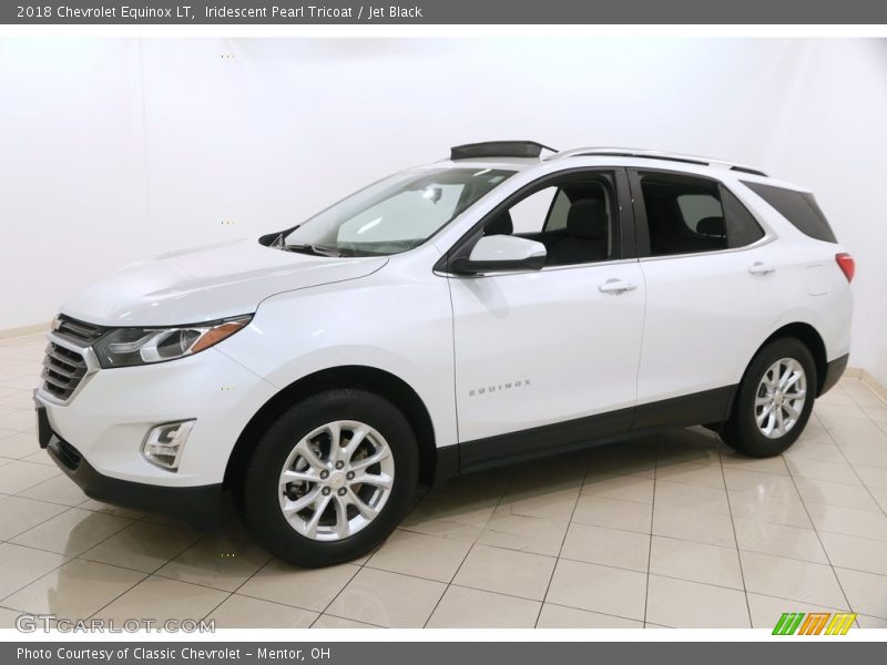 Iridescent Pearl Tricoat / Jet Black 2018 Chevrolet Equinox LT