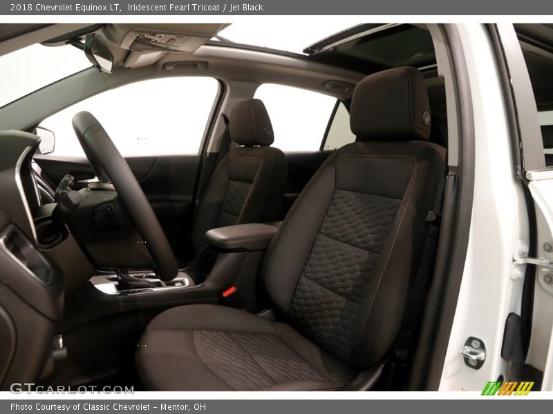 Iridescent Pearl Tricoat / Jet Black 2018 Chevrolet Equinox LT