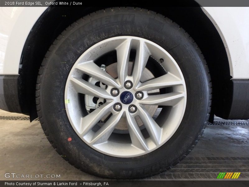 Oxford White / Dune 2018 Ford Edge SEL
