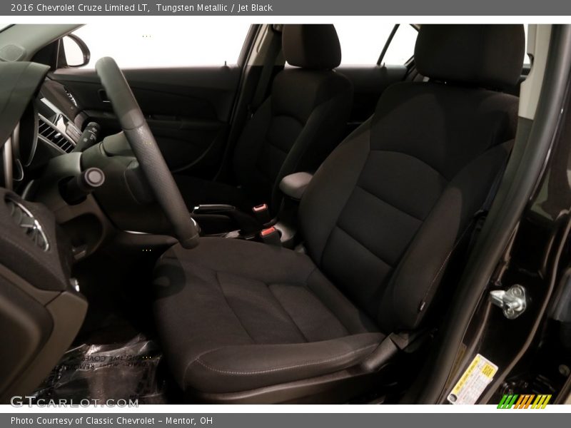 Tungsten Metallic / Jet Black 2016 Chevrolet Cruze Limited LT