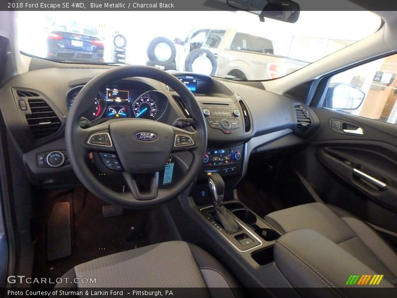 Blue Metallic / Charcoal Black 2018 Ford Escape SE 4WD