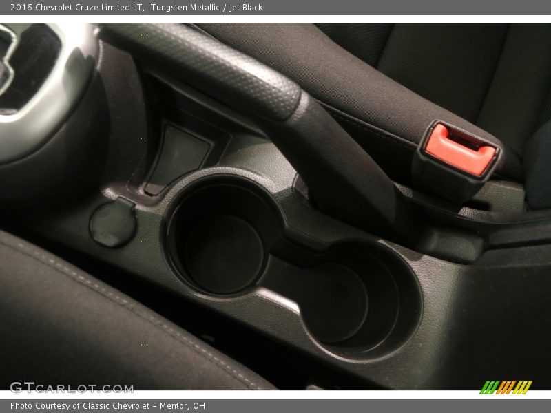 Tungsten Metallic / Jet Black 2016 Chevrolet Cruze Limited LT