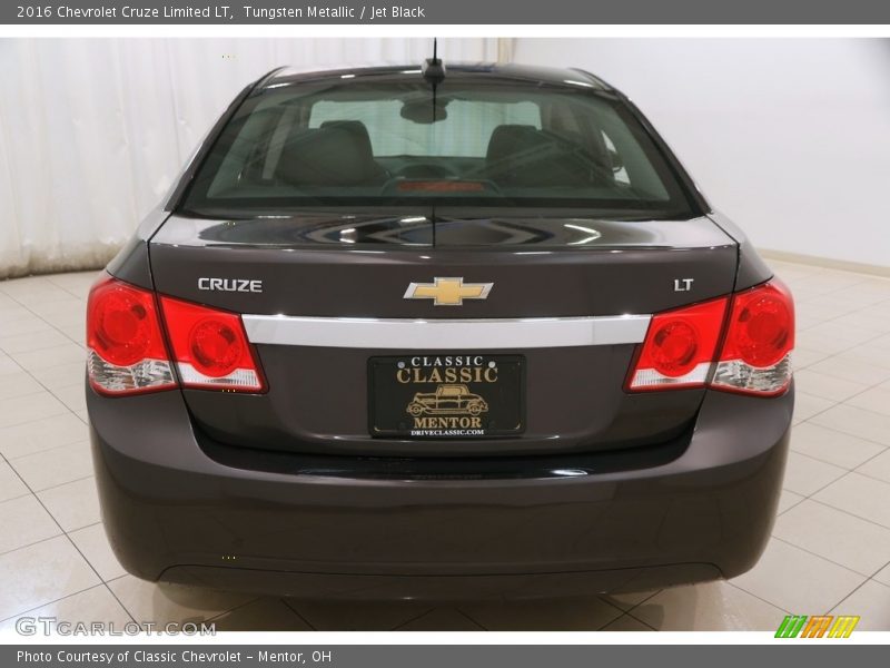 Tungsten Metallic / Jet Black 2016 Chevrolet Cruze Limited LT