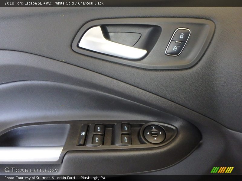 White Gold / Charcoal Black 2018 Ford Escape SE 4WD