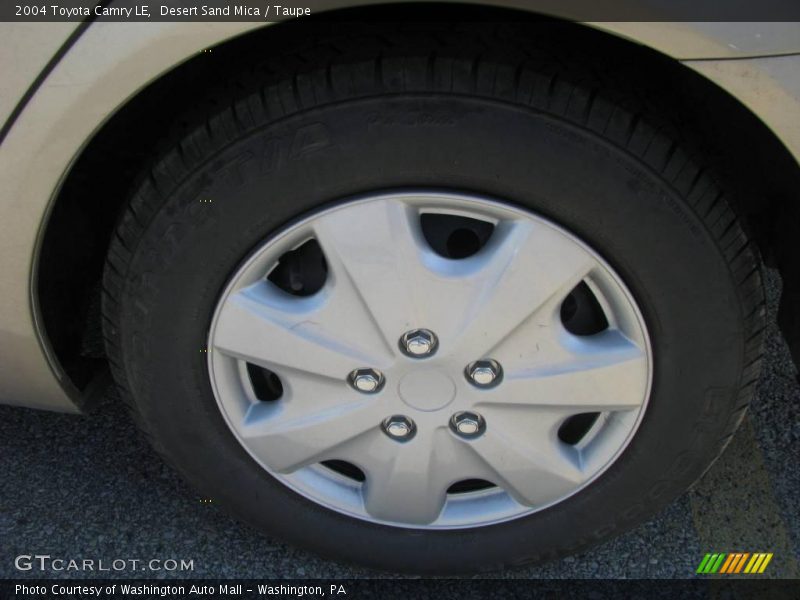 Desert Sand Mica / Taupe 2004 Toyota Camry LE