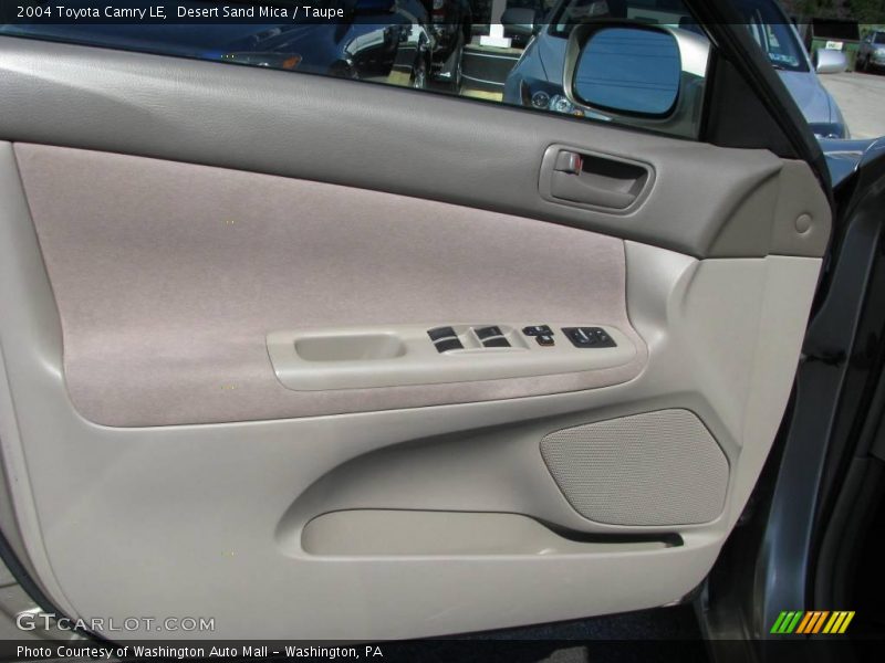 Desert Sand Mica / Taupe 2004 Toyota Camry LE