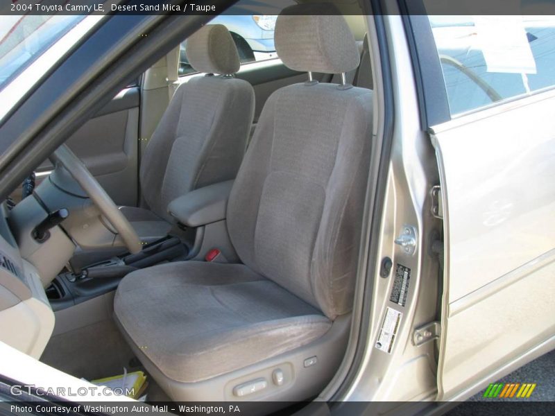 Desert Sand Mica / Taupe 2004 Toyota Camry LE