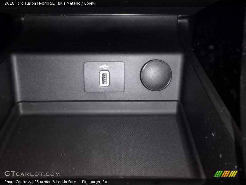 Blue Metallic / Ebony 2018 Ford Fusion Hybrid SE