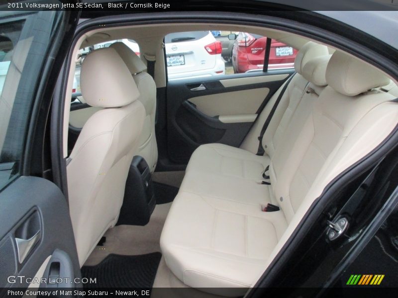 Black / Cornsilk Beige 2011 Volkswagen Jetta SE Sedan