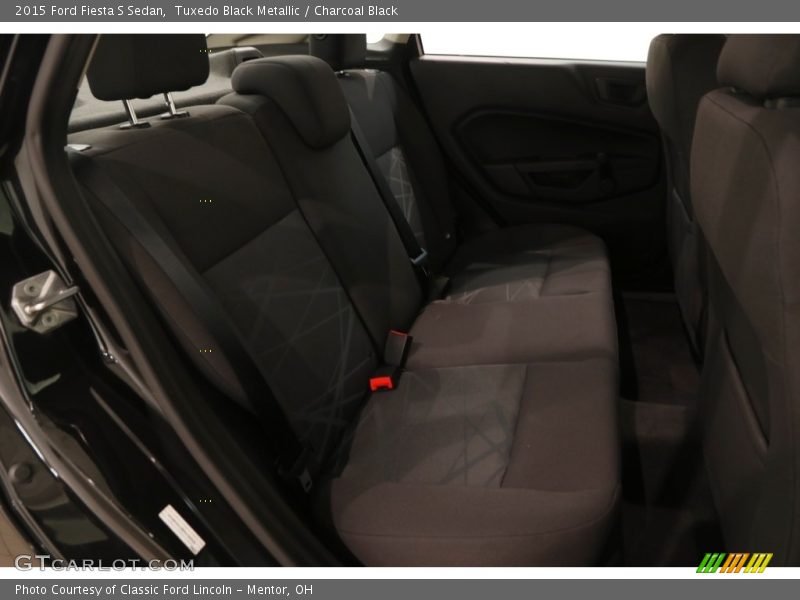 Tuxedo Black Metallic / Charcoal Black 2015 Ford Fiesta S Sedan