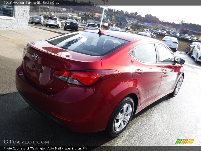 Red / Gray 2016 Hyundai Elantra SE