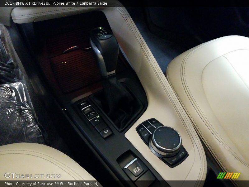 Alpine White / Canberra Beige 2017 BMW X1 xDrive28i